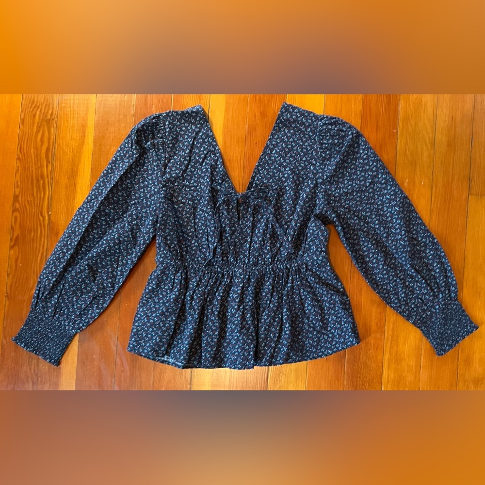 NWT Madewell Tie-Back Peplum Top in Campden Daisies - Medium - Deep Indigo Blue - Picture 6 of 9